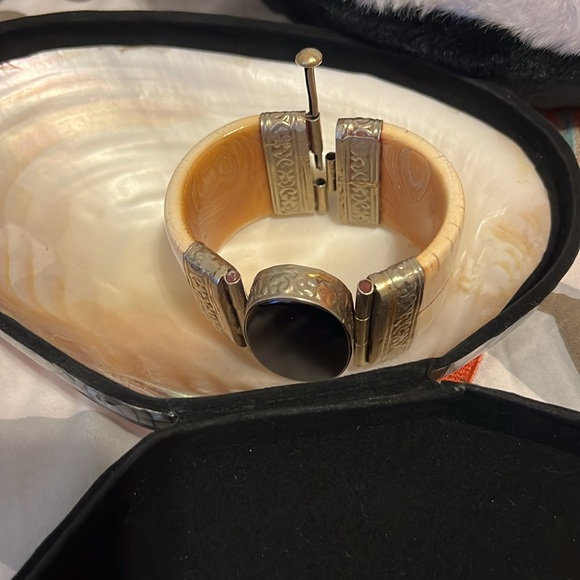 bracelet - Picture 7 of 8